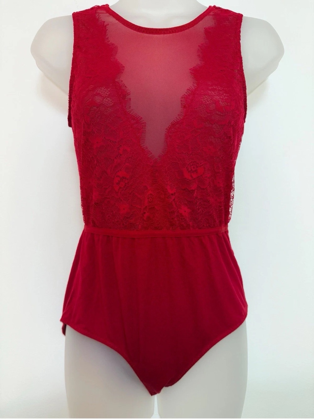 Sz Medium ❤️ Tahari Women’s Red Lace Sleepwear Bodysuit Cotton Blend